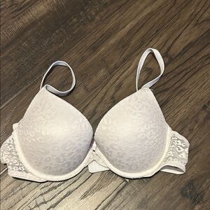 Victoria's Secret Pink White Lace push-up Bra